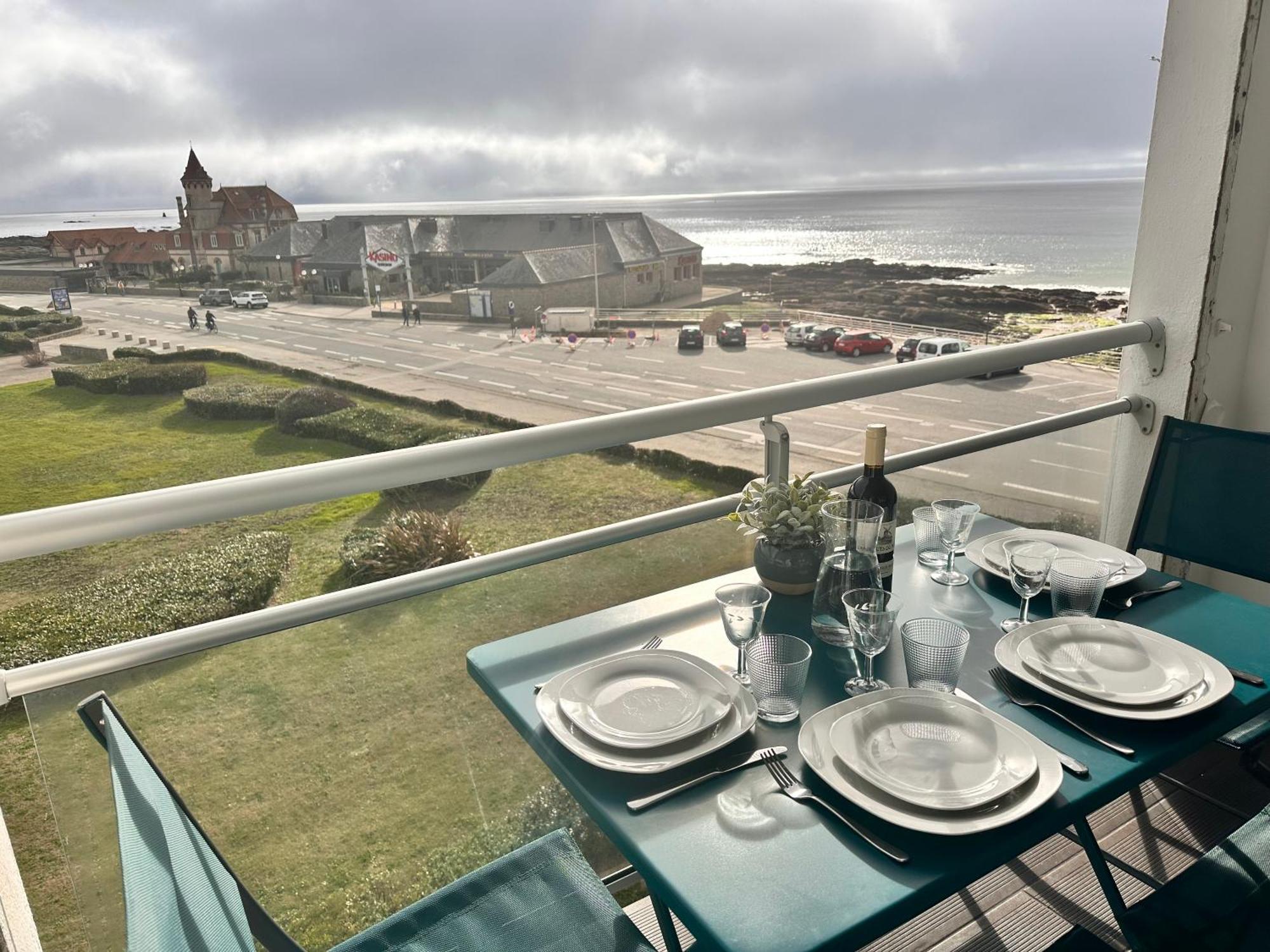 Appartement Vue Sur Mer, A Deux Pas De La Plage Port-Haliguen Extérieur photo